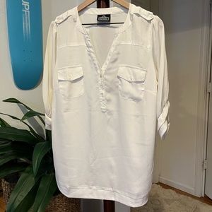 Women’s White Pocket Blouse Sz Sm